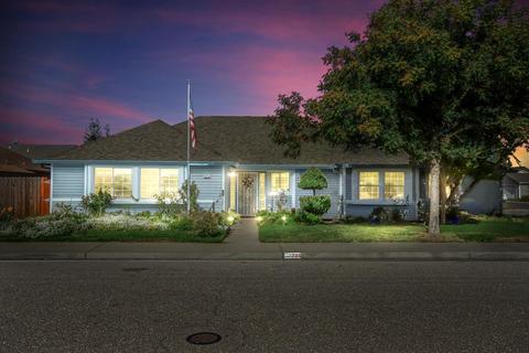 1325 Aptos Dr, Turlock, CA 95382 photo 1