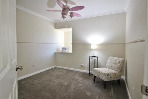 3701 Rotterdam Ave, Modesto, CA 95356 photo 19