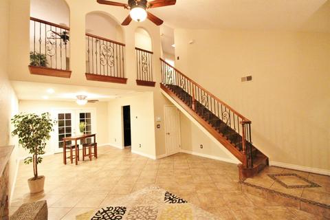 3701 Rotterdam Ave, Modesto, CA 95356 photo 6