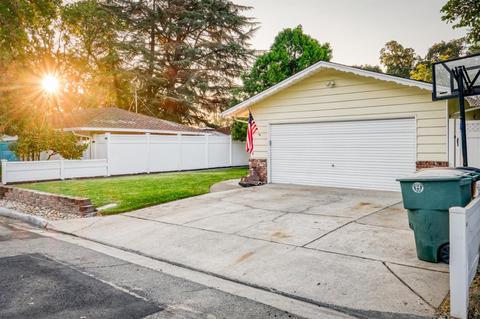 222 Walden St, Modesto, CA 95354 photo 2