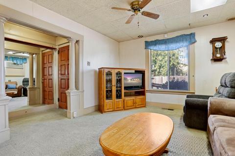 2604 E Poplar St, Stockton, CA 95205 photo 8