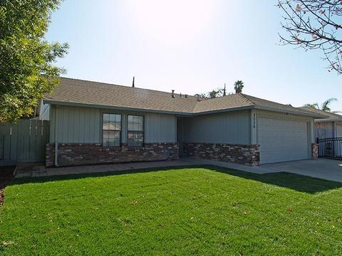 2056 Olive Branch Dr, Modesto, CA 95351 photo 2