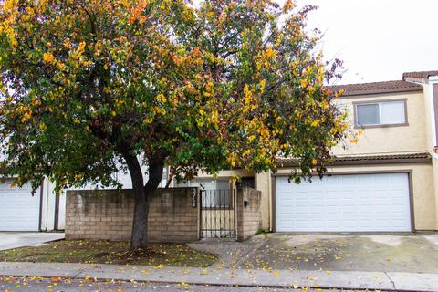 2204 Sharon Way, Modesto, CA 95350 photo 2