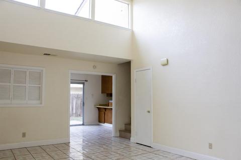 2204 Sharon Way, Modesto, CA 95350 photo 3