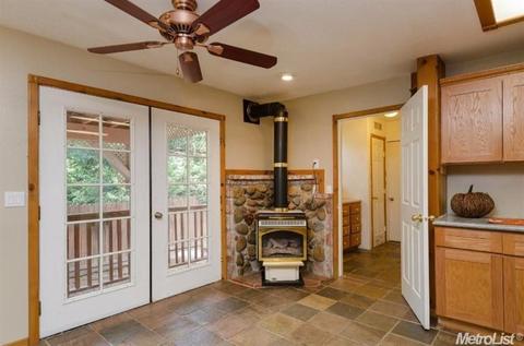 6325 Fairview Dr, Pollock Pines, CA 95726 photo 4