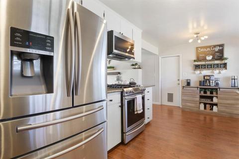 1168 N Ham Ln, Lodi, CA 95242 photo 5