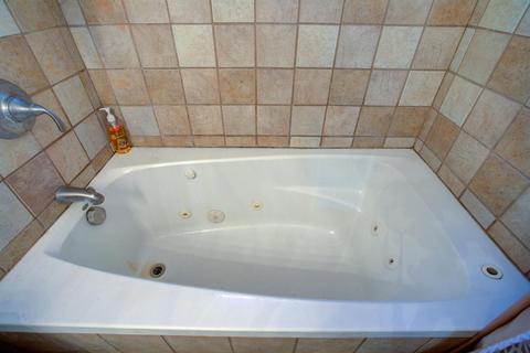 624 Mary Todd Ln, Modesto, CA 95354 photo 8