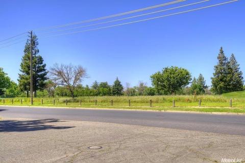 624 Mary Todd Ln, Modesto, CA 95354 photo 16