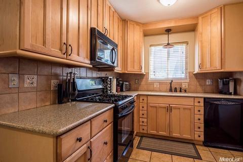 624 Mary Todd Ln, Modesto, CA 95354 photo 5