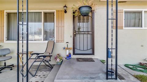 672 N St, Lathrop, CA 95330 photo 9