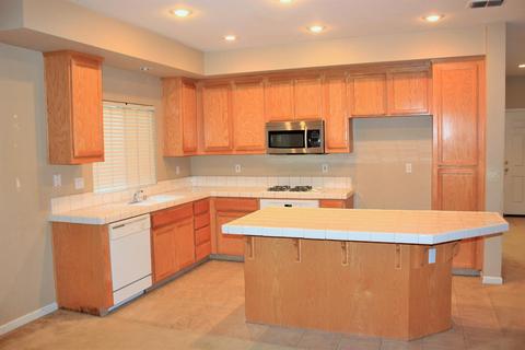 2913 Omega Way, Modesto, CA 95355 photo 4