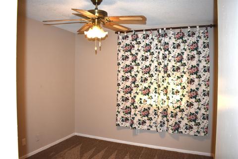 4043 Oak Villa Cir, Carmichael, CA 95608 photo 11