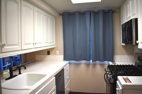 4043 Oak Villa Cir, Carmichael, CA 95608 photo 2