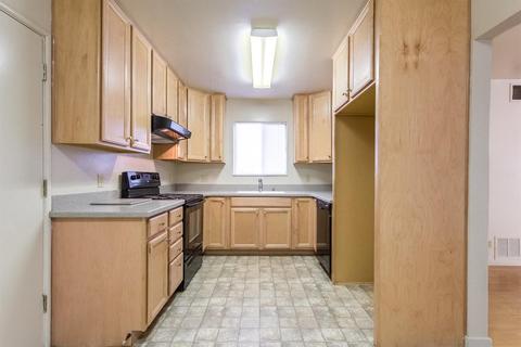 1917 Scott Ave, Modesto, CA 95350 photo 6