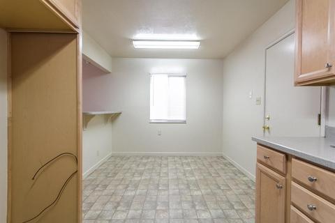 1917 Scott Ave, Modesto, CA 95350 photo 8
