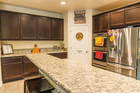 1813 Thomas Ct, Modesto, CA 95355 photo 9