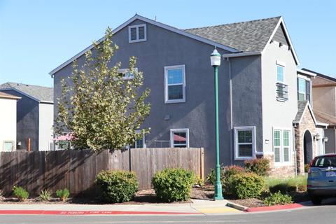 411 Ashwick Loop, Sacramento, CA 95823 photo 5