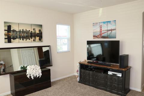 411 Ashwick Loop, Sacramento, CA 95823 photo 38