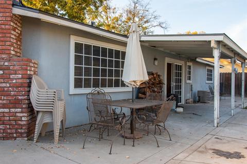 1304 W Satariano Ln, Modesto, CA 95355 photo 18