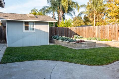 1304 W Satariano Ln, Modesto, CA 95355 photo 17
