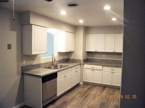916 Latimer Ave, Modesto, CA 95351 photo 4