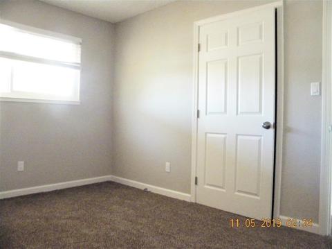 916 Latimer Ave, Modesto, CA 95351 photo 9