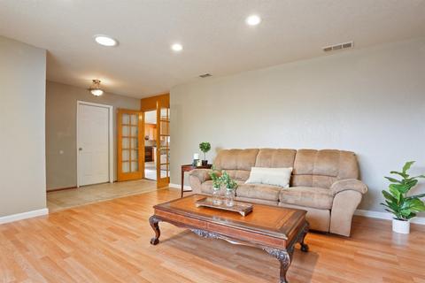 839 Buchanon Ln, Manteca, CA 95336 photo 6