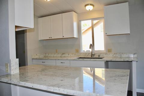 565 West Ave, Turlock, CA 95380 photo 5