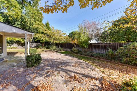 3226 Murchison Dr, Carmichael, CA 95608 photo 29
