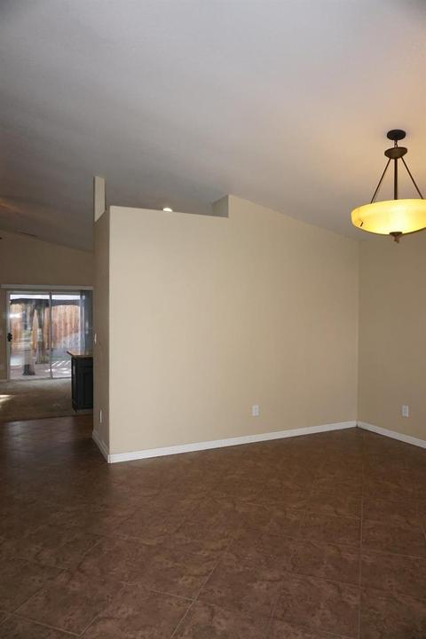 3900 Gatesville Ave, Modesto, CA 95357 photo 5
