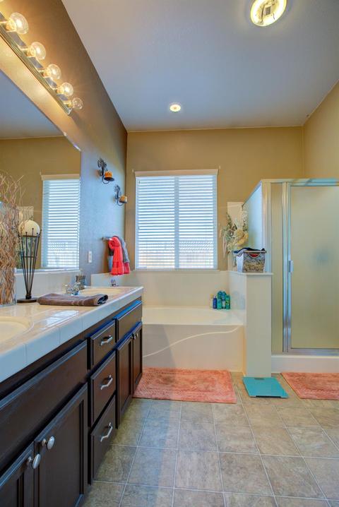 2905 Omega Way, Modesto, CA 95355 photo 23