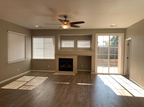 1340 Cherry Blossom Ln, Tracy, CA 95377 photo 4