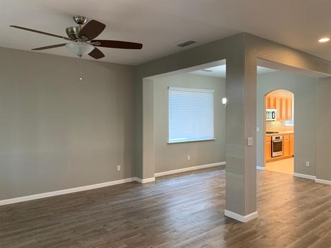 1340 Cherry Blossom Ln, Tracy, CA 95377 photo 2