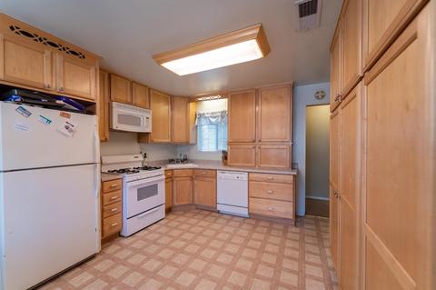 1821 Butternut Ct, Modesto, CA 95355 photo 8