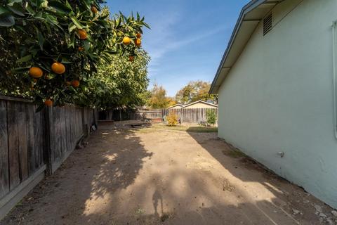 1821 Butternut Ct, Modesto, CA 95355 photo 15