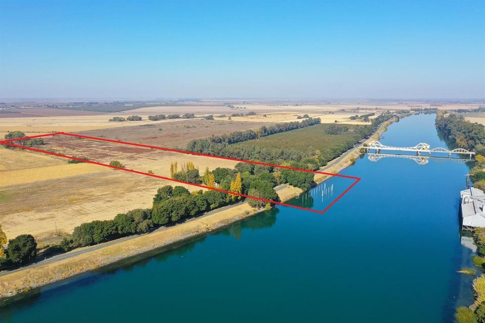 17781 Grand Island Rd, Walnut Grove, CA 95690 1 photo MLS 19077527