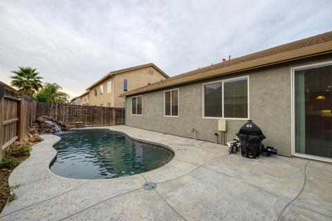 1306 Pinto Way, Patterson, CA 95363 photo 8