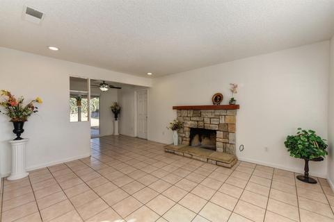 5100 Olean St, Fair Oaks, CA 95628 photo 4