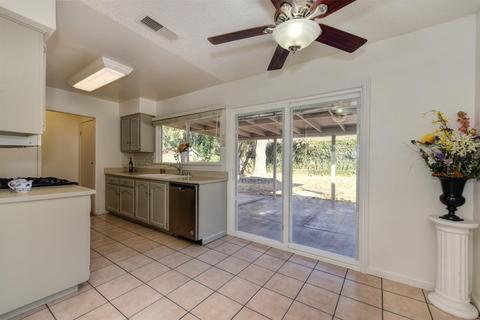 5100 Olean St, Fair Oaks, CA 95628 photo 10
