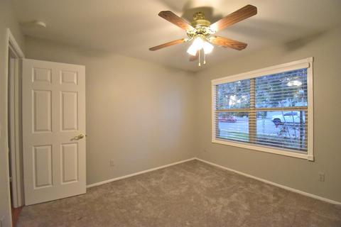 512 Clover Ave, Patterson, CA 95363 photo 16