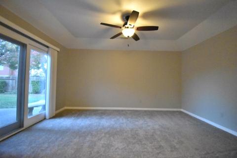 512 Clover Ave, Patterson, CA 95363 photo 11
