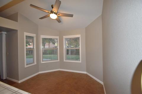 512 Clover Ave, Patterson, CA 95363 photo 8