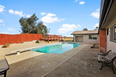11501 E Peltier Rd, Acampo, CA 95220 photo 4