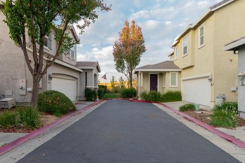870 Courtyards Loop, Lincoln, CA 95648 photo 4
