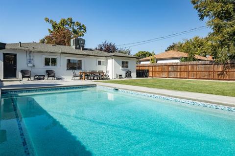 1104 Half Moon Dr, Modesto, CA 95350 photo 23