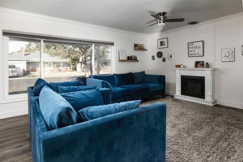 1104 Half Moon Dr, Modesto, CA 95350 photo 6