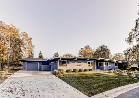27056 Middle Golf Dr, El Macero, CA 95618 photo 1
