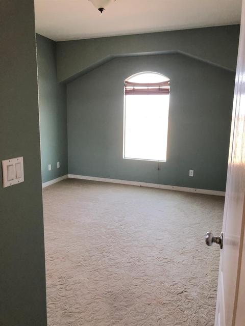 327 Wolfpack Ct, Patterson, CA 95363 photo 8