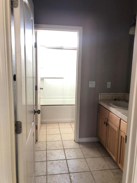 327 Wolfpack Ct, Patterson, CA 95363 photo 10