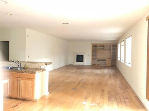 327 Wolfpack Ct, Patterson, CA 95363 photo 6